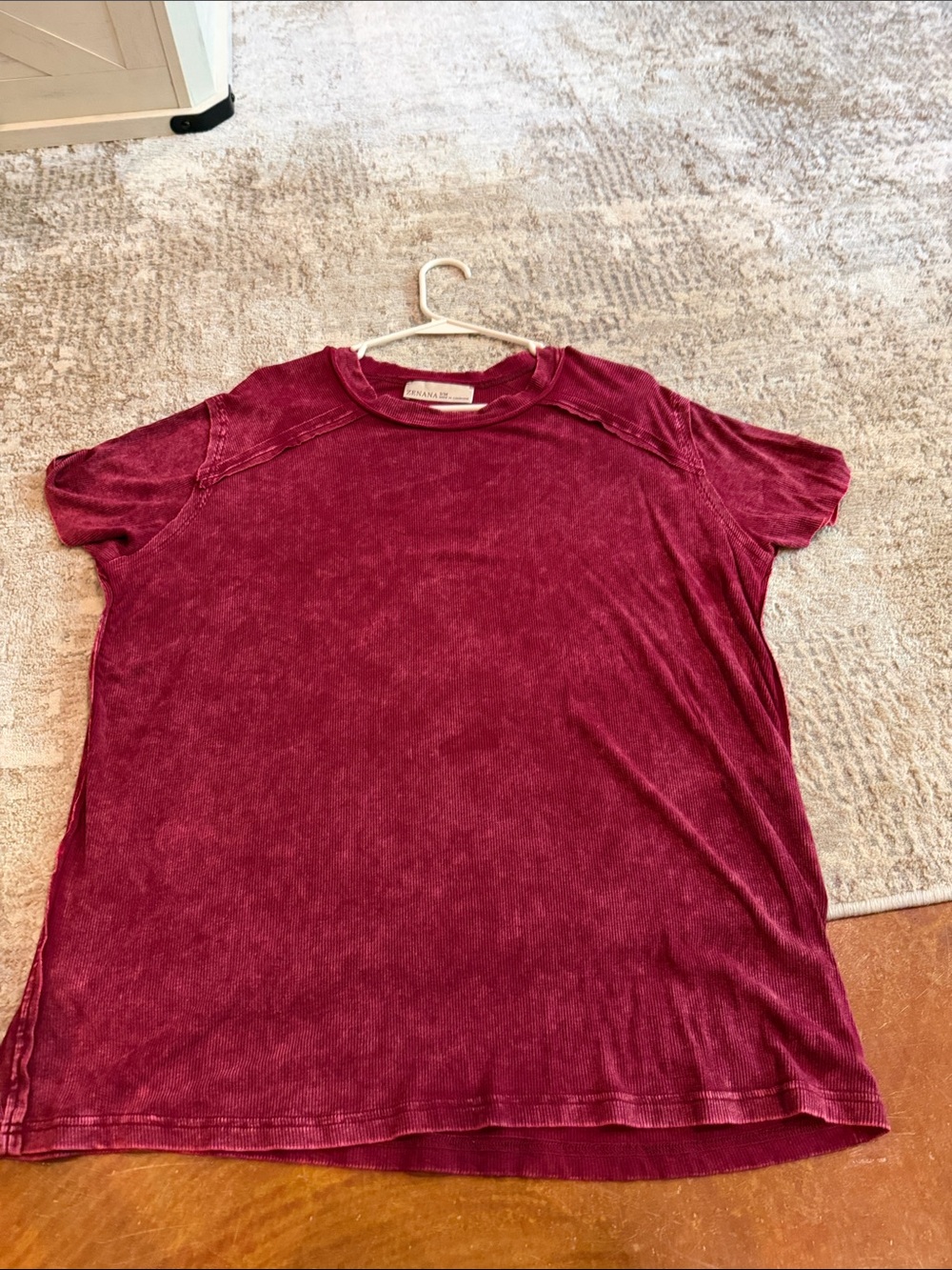 Zenana Outfitters Burgundy Short Sleeve Crewneck Tee